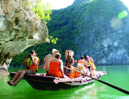 What To Pack For A Halong Bay Cruise: The Ultimate Guide For International Travelers