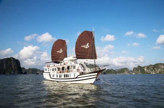 Lafairy Sails Halong Bay