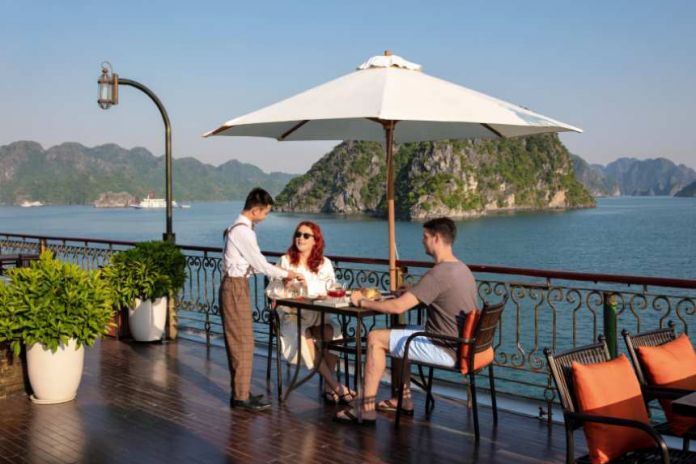 HANOI - HALONG - LAN HA BAY