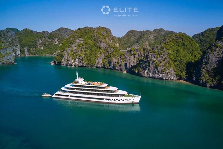 Luxury Vs Budget Halong Cruise: Which Option Is Best For Your Vietnam Trip?