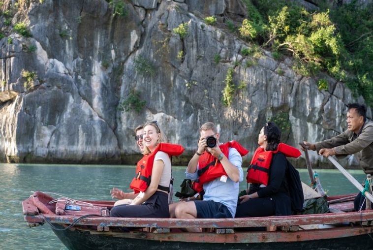 Cycad-Cruise-Bai-Tu-Long-Bay-(21)