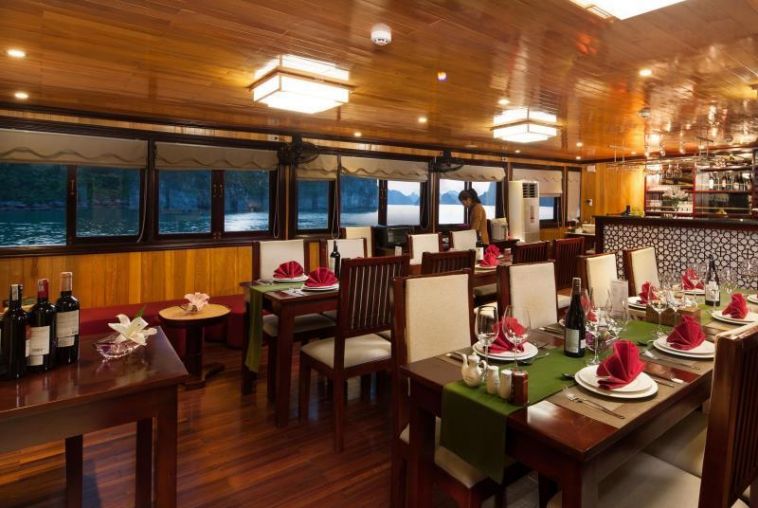 Cruise Restaurant