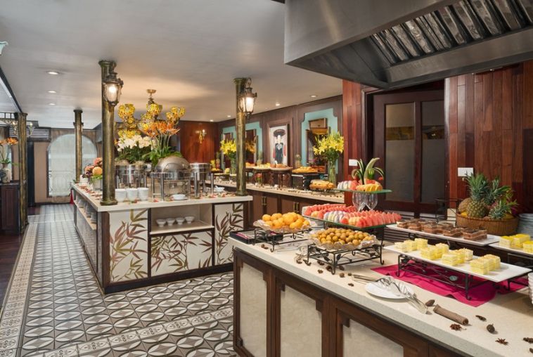 2.3-Restaurant---Indochine-Cruise---Lan-Ha-Bay-(1)