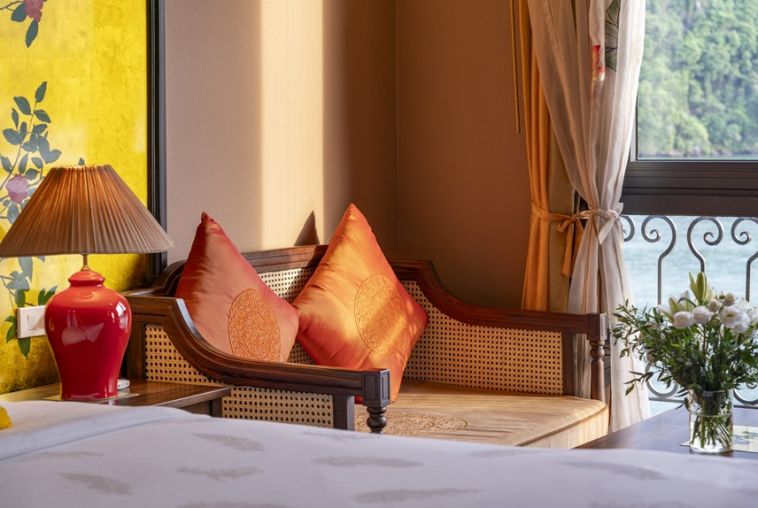 3.2.-Suite-Room---Indochine-Cruise---Lan-Ha-Bay-Cruise-(1)