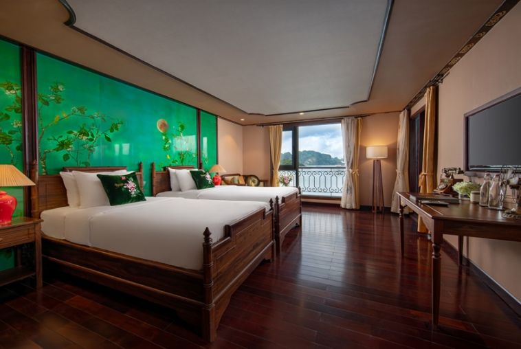 3.2.-Suite-Room---Indochine-Cruise---Lan-Ha-Bay-Cruise-(12)