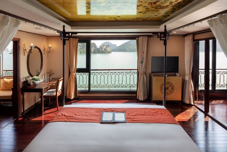 3.4.-President-Suite---Indochine-Cruise---Lan-Ha-Bay-(14)