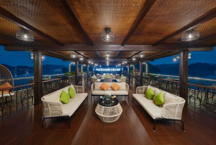 4.0-Sundeck_Indochine-Cruise