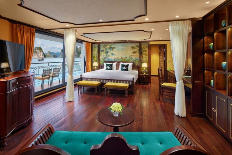 3.3-(4).-Executive-Suite-Room---Indochine-Premium---Luxury-Cruise-Halong-Bay