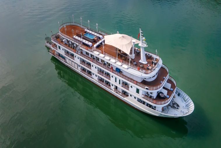 Paradise Elegance Cruise