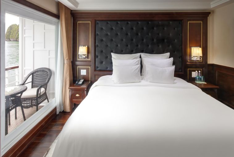 27.-Executive-Balcony-Double