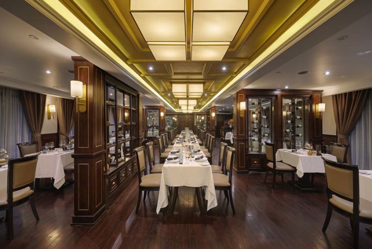 49.-Paradise-Elegance---Le-Marin-Restaurant