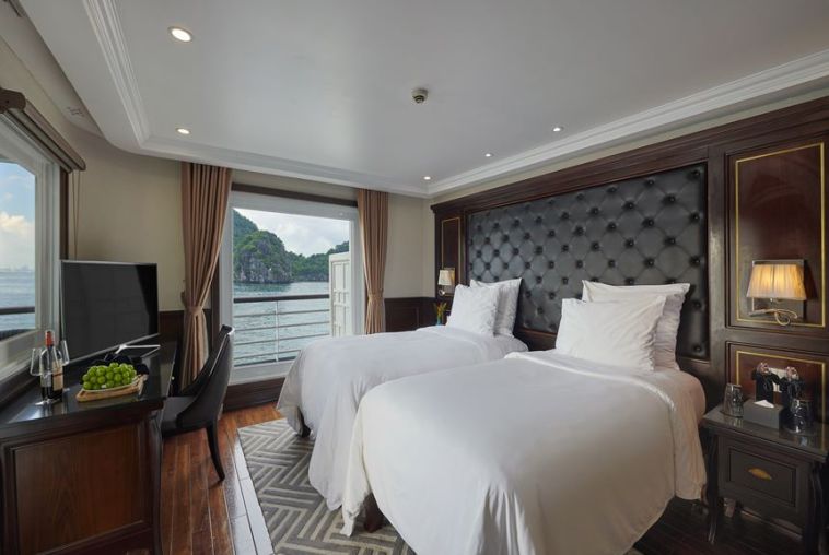 65.-Elegance-Balcony-Suite_