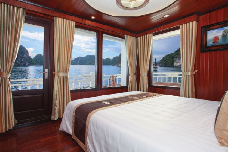 Viola-cruise-Deluxe-Cabin-final--730x526