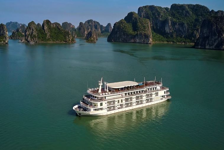 1.-Paradise-Legacy---Exterior