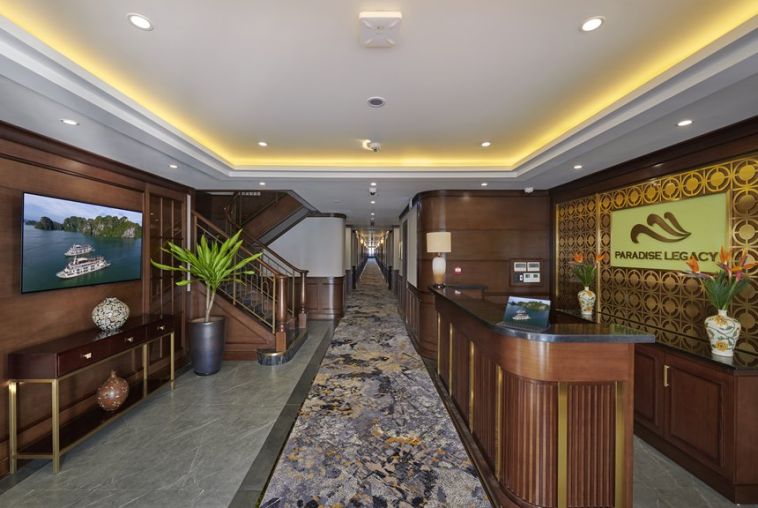 3.-Paradise-Legacy---Reception-Lobby